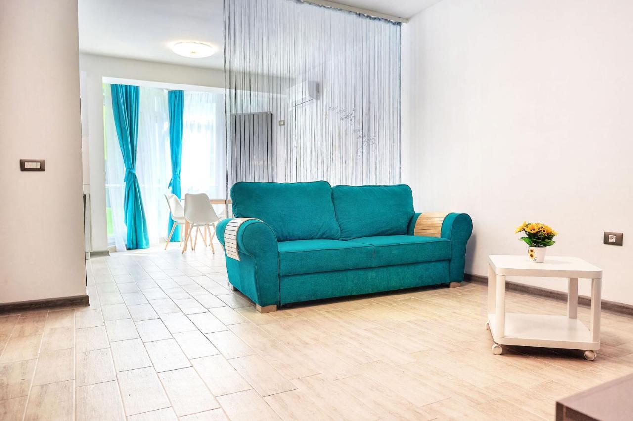 Sea Love Apt Spa N Pools Beach Resort Năvodari Exteriör bild